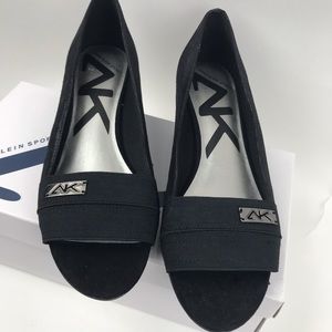Anne Klein Sport 7.5M Open Toed Low Wedge NIB